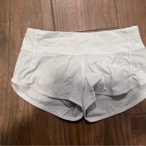Size 4 white speed up lulu lemon shorts